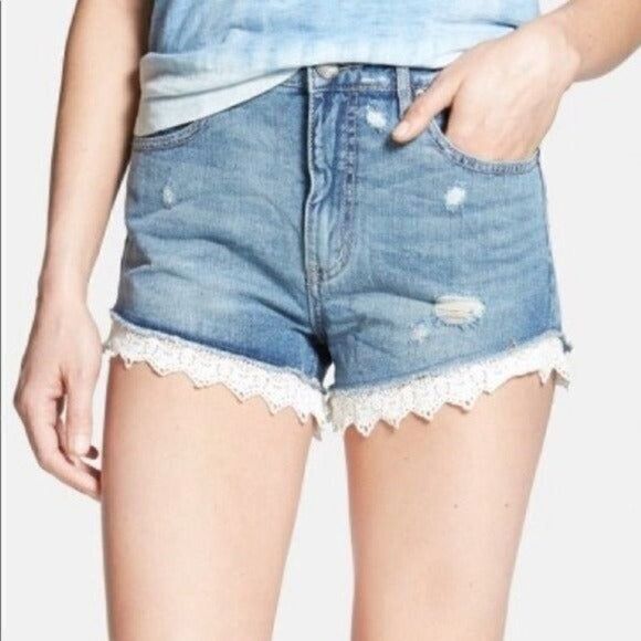 Free People Denim Lace Trim Shorts Size 25 - Picture 1 of 5